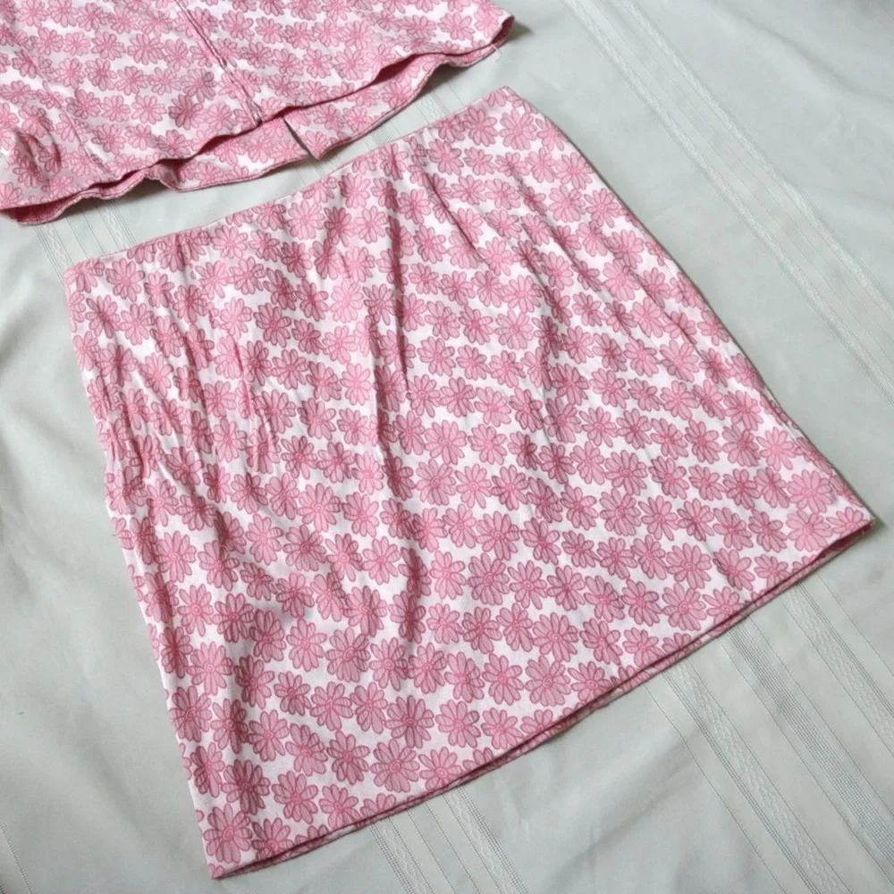 Vintage pink floral two piece skirt and sleeveless top set - Picture 5 of 7